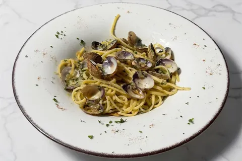 A plate served at La Voûte