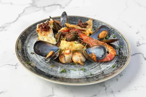 Seafood grill platter